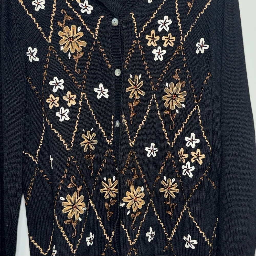 Alfred Dunner Cardigan Sweater Black Floral Embroidered Knit Button Front Size M - Picture 2 of 4